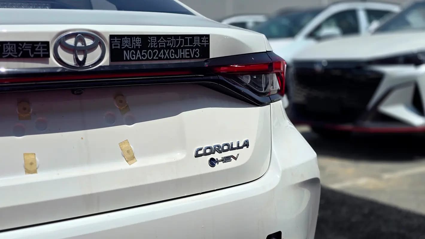 خرید تویوتا کرولا Altis مدل ۲۰۲۶ از دبی — واردات به منطقه آزاد کیش و قشم — خودرو تویوتا — تصویر 7