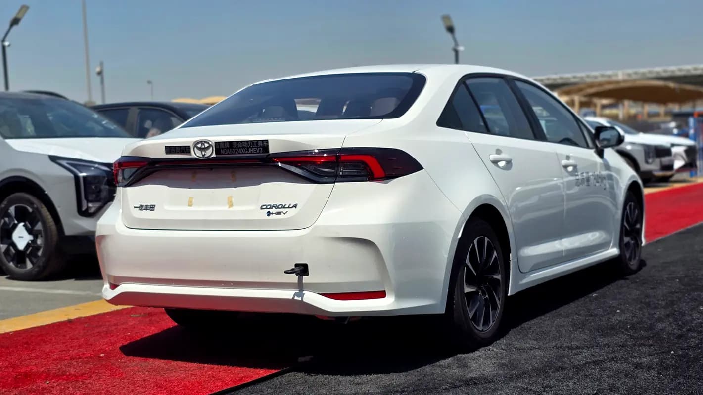 خرید تویوتا کرولا Altis مدل ۲۰۲۶ از دبی — واردات به منطقه آزاد کیش و قشم — خودرو تویوتا — تصویر 5