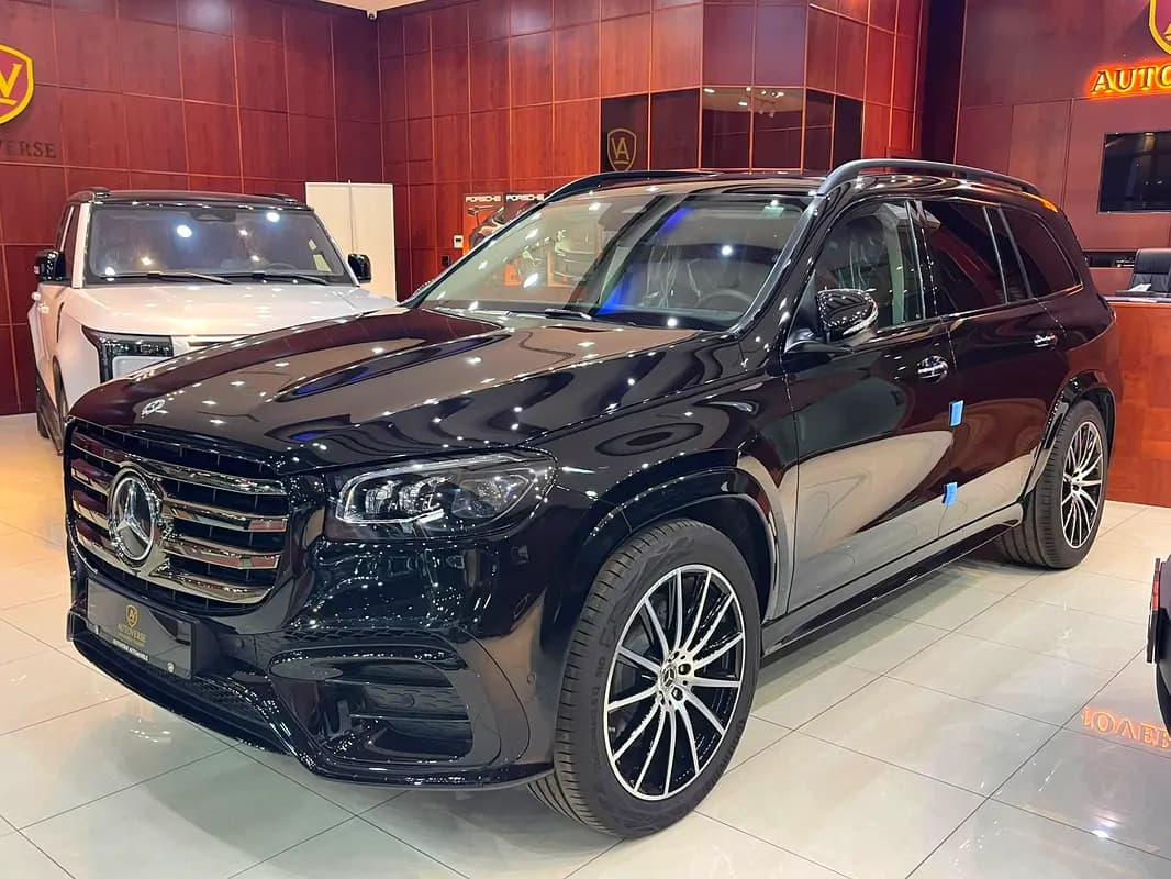 خرید مرسدس GLS GLS 450 4MATIC مدل ۲۰۲۵ از دبی — واردات به منطقه آزاد کیش و قشم — خودرو مرسدس — تصویر 3