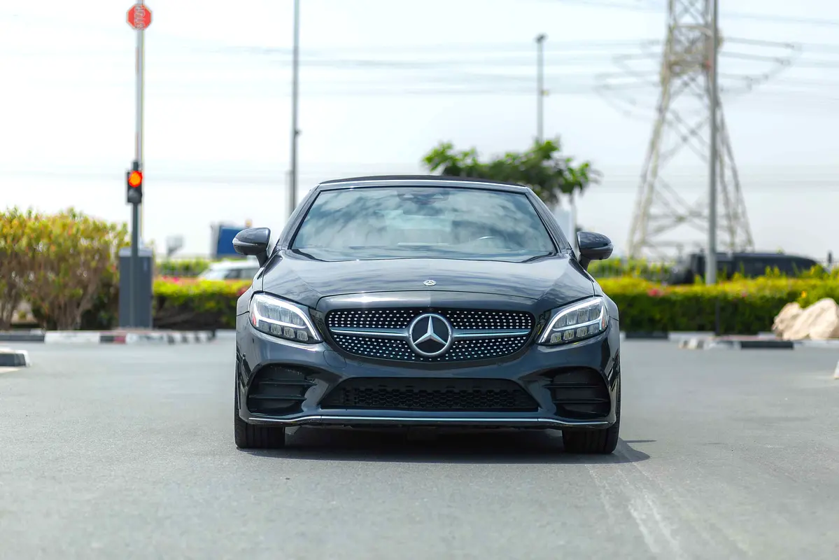 واردات Mercedes-Benz C Class 2019 از دبی — منطقه آزاد کیش و قشم — خودرو Mercedes-Benz — تصویر 2