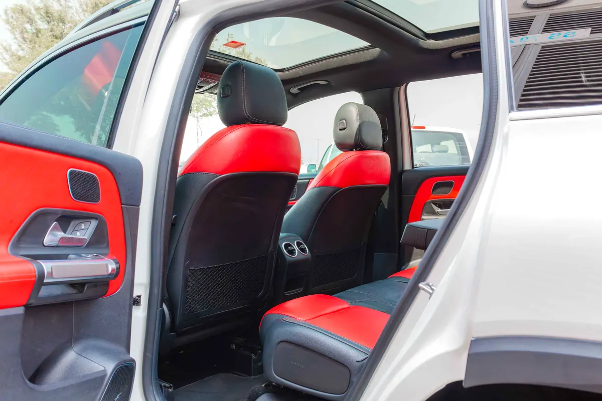 واردات Mercedes-Benz GLB Class 2020 از دبی — منطقه آزاد کیش و قشم — خودرو Mercedes-Benz — تصویر 16