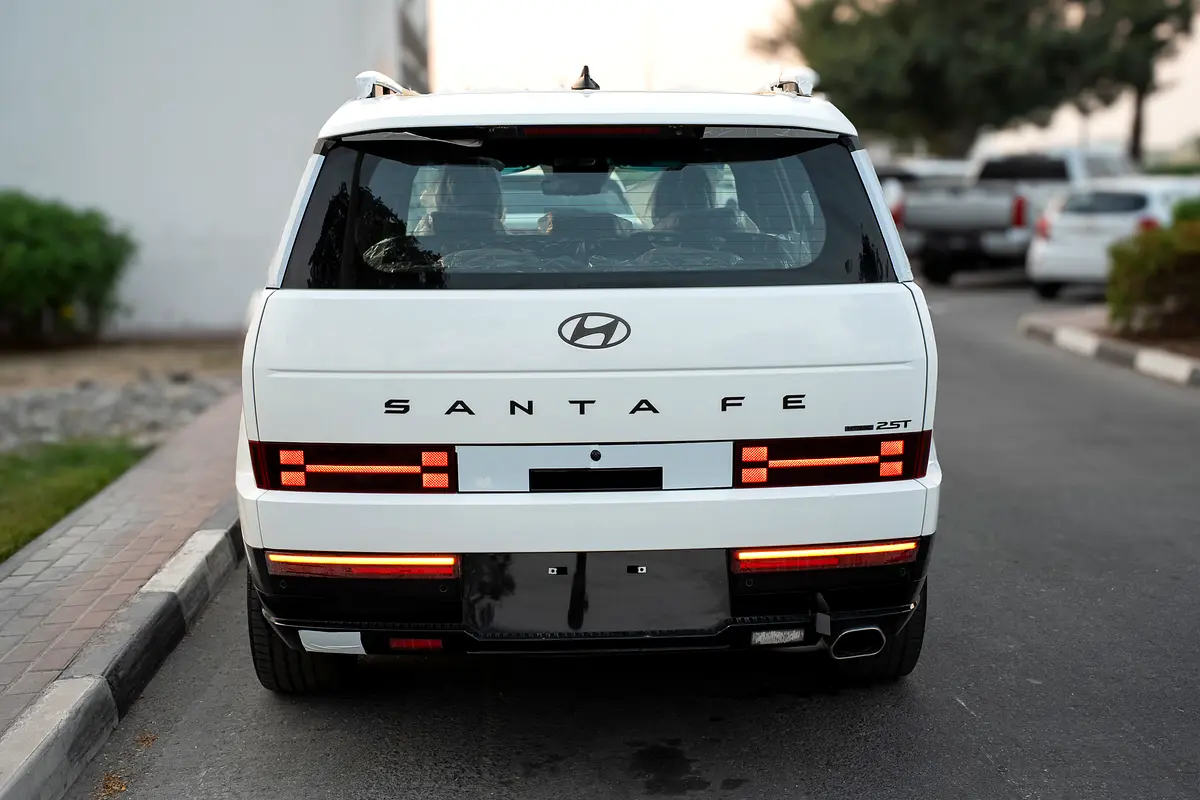 واردات Hyundai Santa FE 2024 از دبی — منطقه آزاد کیش و قشم — خودرو Hyundai — تصویر 4
