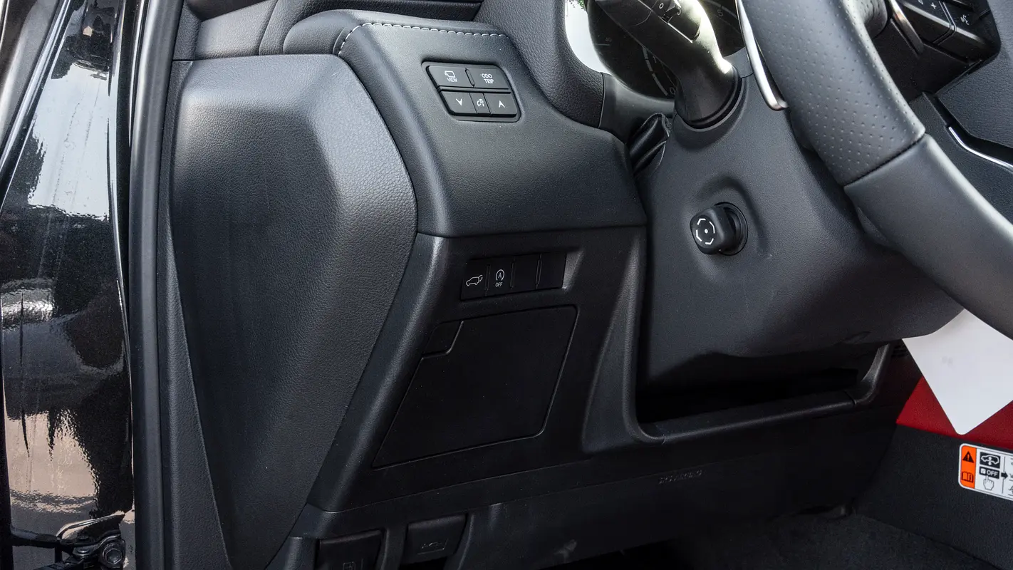 واردات Lexus LX Series 2026 از دبی — منطقه آزاد کیش و قشم — خودرو Lexus — تصویر 11
