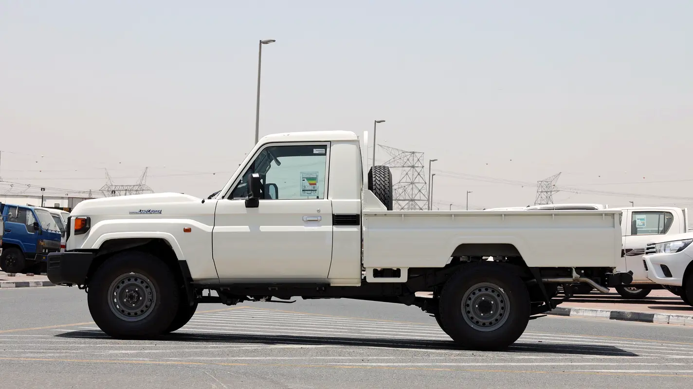 واردات Toyota Land Cruiser 70 Series 2026 از دبی — منطقه آزاد کیش و قشم — خودرو Toyota — تصویر 4