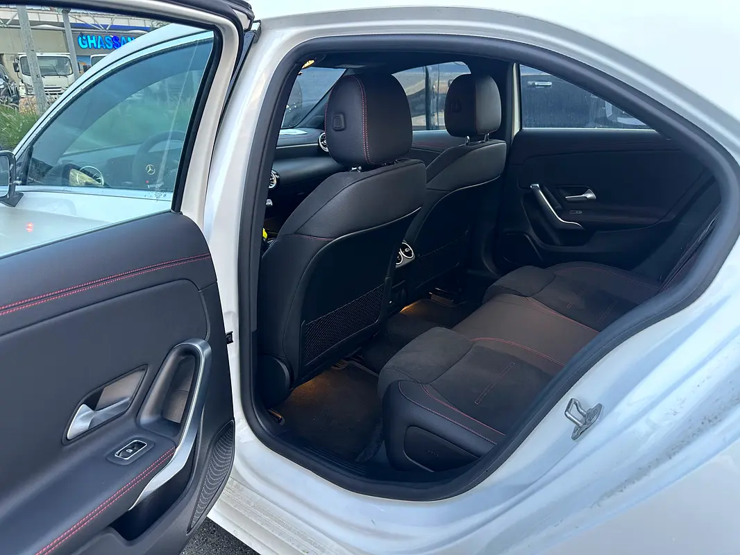 واردات Mercedes-Benz A Class 2025 از دبی — منطقه آزاد کیش و قشم — خودرو Mercedes-Benz — تصویر 5