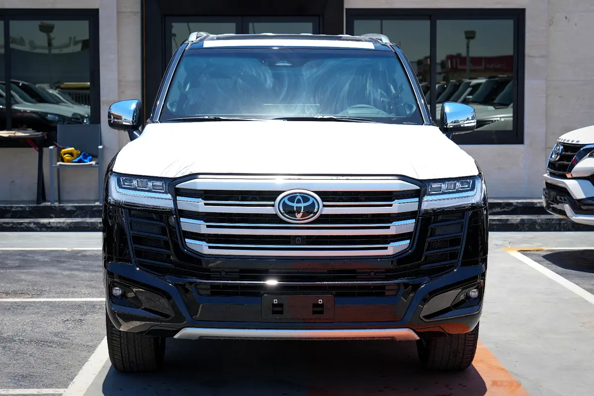 واردات Toyota Land Cruiser 2026 از دبی — منطقه آزاد کیش و قشم — خودرو Toyota — تصویر 2