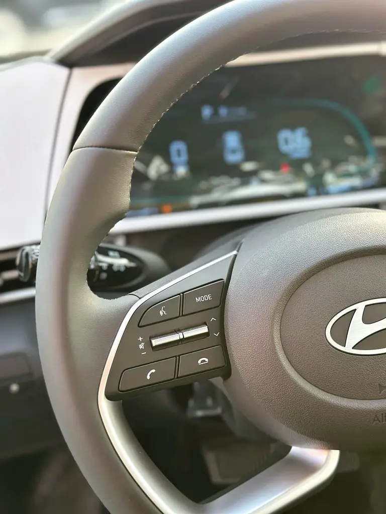 واردات Hyundai Elantra 2025 از دبی — منطقه آزاد کیش و قشم — خودرو Hyundai — تصویر 11