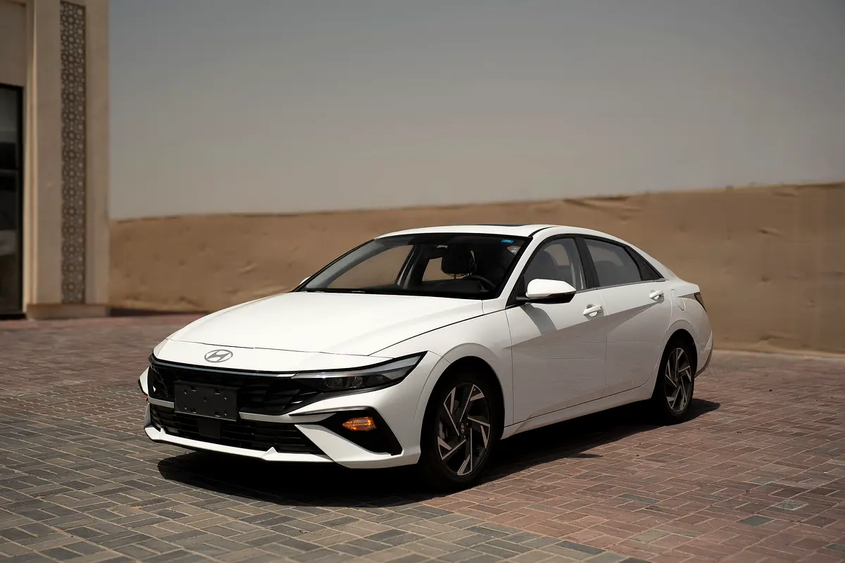واردات Hyundai Elantra 2025 از دبی — منطقه آزاد کیش و قشم — خودرو Hyundai — تصویر 3