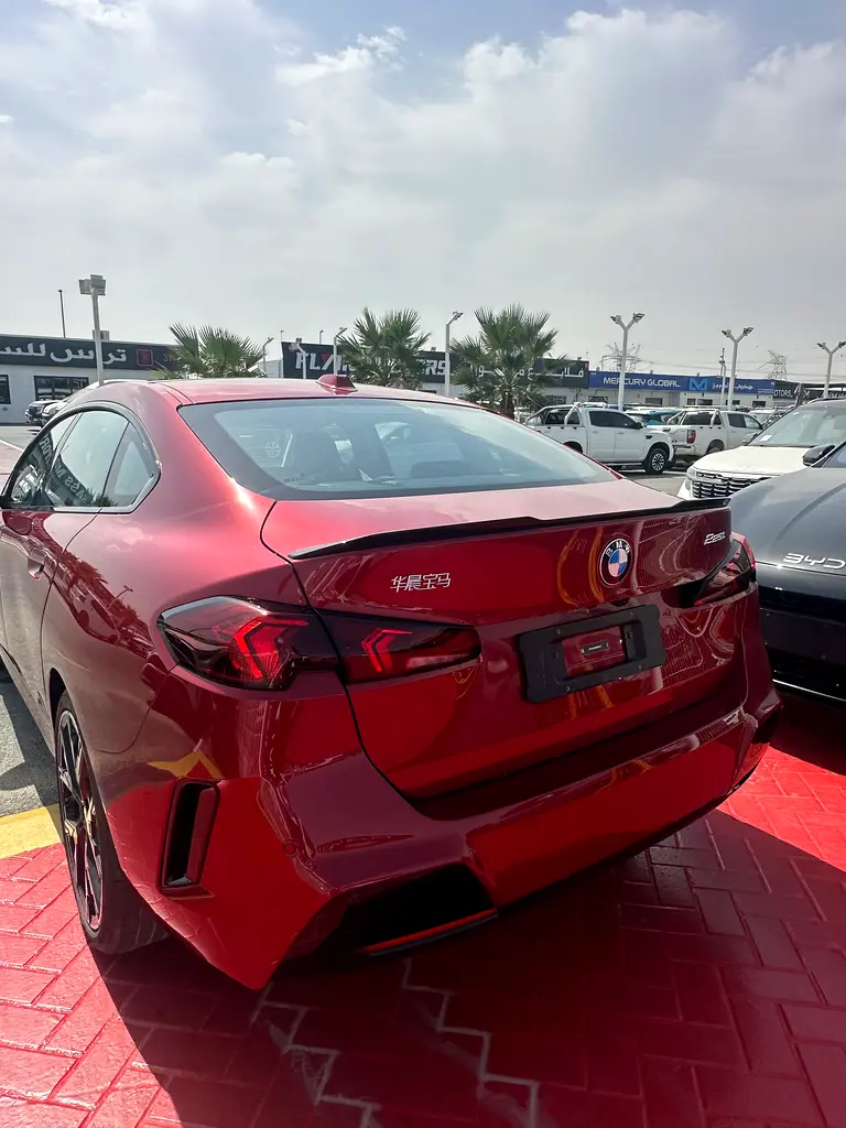 واردات BMW 2 Series 2025 از دبی — منطقه آزاد کیش و قشم — خودرو BMW — تصویر 4