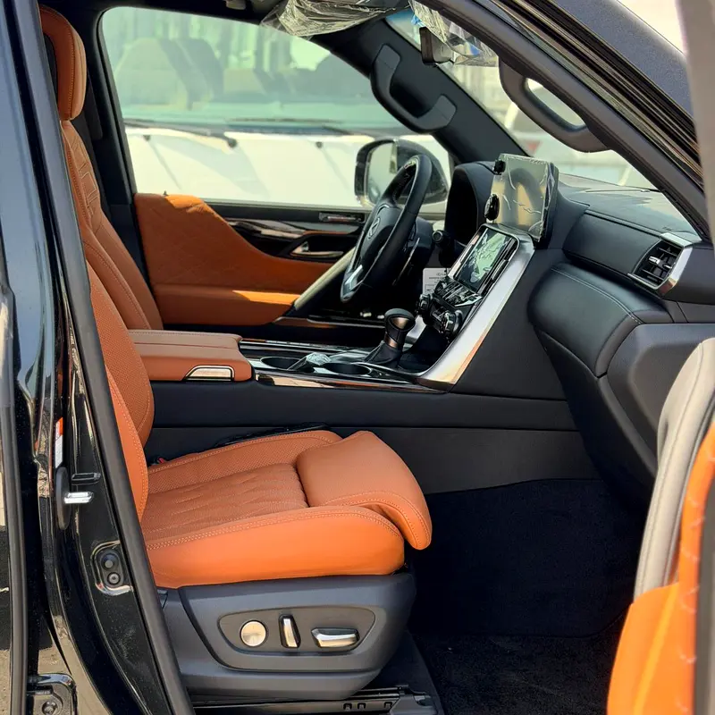 واردات Lexus LX Series 2026 از دبی — منطقه آزاد کیش و قشم — خودرو Lexus — تصویر 12