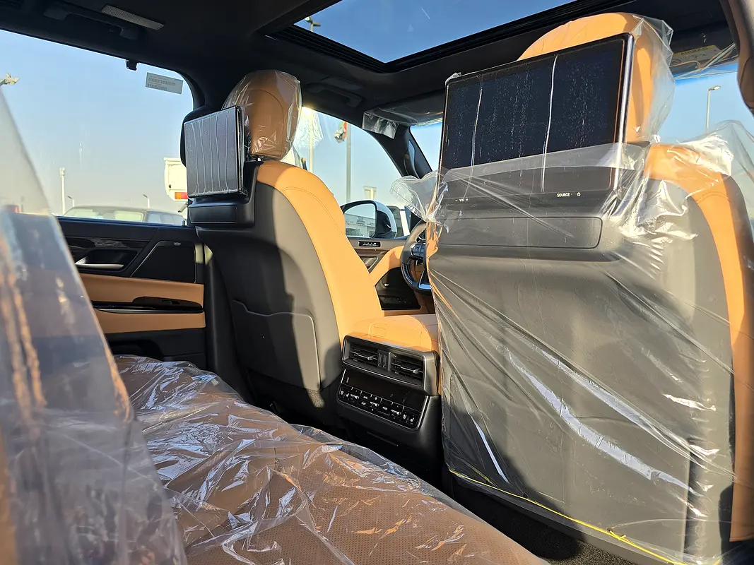 واردات Lexus LX Series 2026 از دبی — منطقه آزاد کیش و قشم — خودرو Lexus — تصویر 12