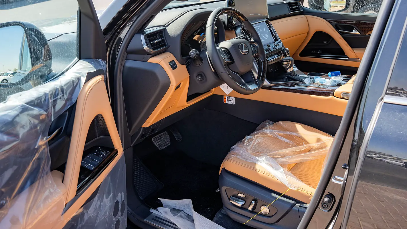واردات Lexus LX Series 2026 از دبی — منطقه آزاد کیش و قشم — خودرو Lexus — تصویر 11