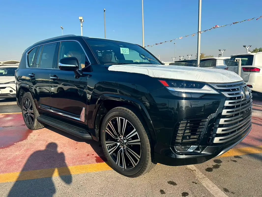 واردات Lexus LX Series 2026 از دبی — منطقه آزاد کیش و قشم — خودرو Lexus — تصویر 4