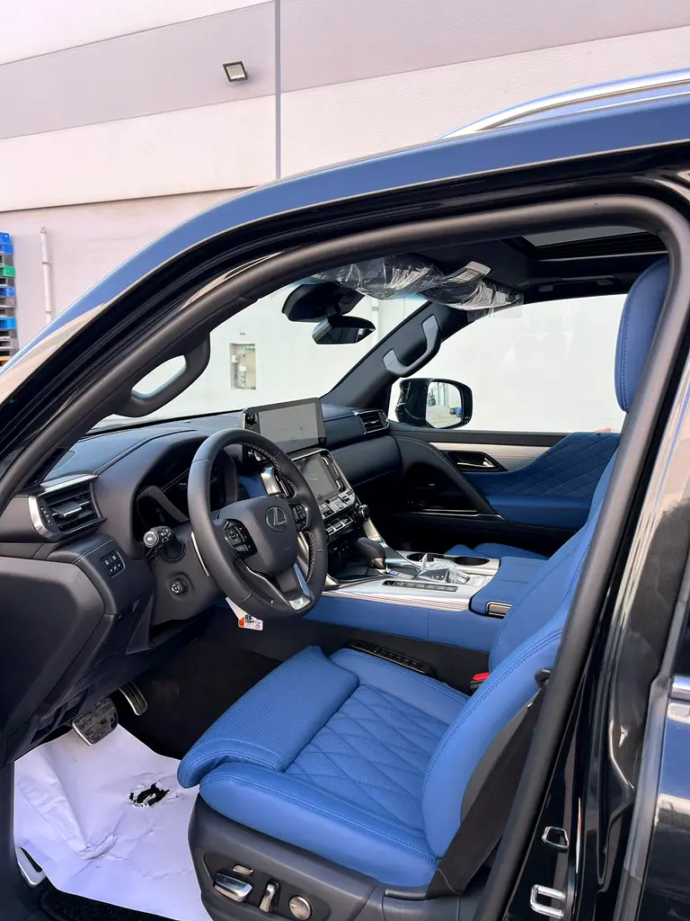 واردات Lexus LX Series 2026 از دبی — منطقه آزاد کیش و قشم — خودرو Lexus — تصویر 10