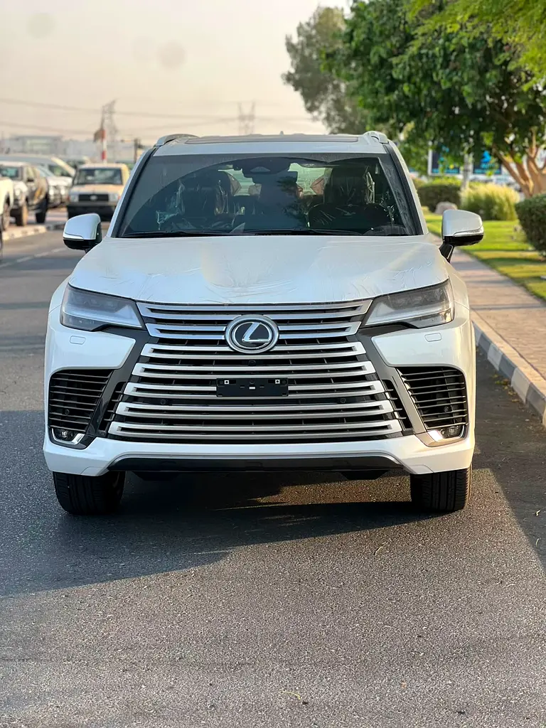 واردات Lexus LX Series 2026 از دبی — منطقه آزاد کیش و قشم — خودرو Lexus — تصویر 5