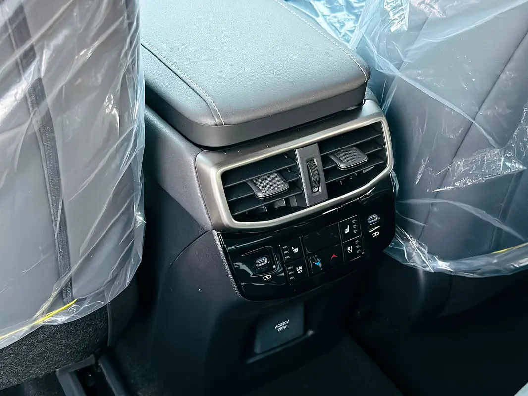 واردات Lexus RX Series 2025 از دبی — منطقه آزاد کیش و قشم — خودرو Lexus — تصویر 16