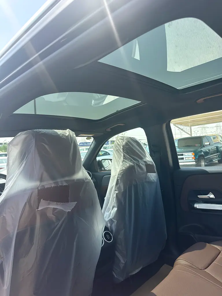 واردات Mercedes-Benz GLB Class 2025 از دبی — منطقه آزاد کیش و قشم — خودرو Mercedes-Benz — تصویر 8