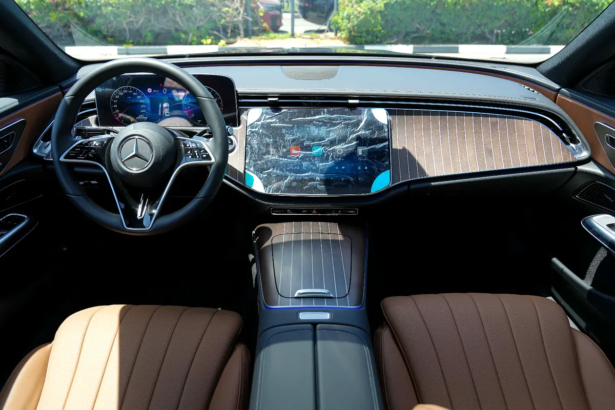 واردات Mercedes-Benz E Class 2025 از دبی — منطقه آزاد کیش و قشم — خودرو Mercedes-Benz — تصویر 9