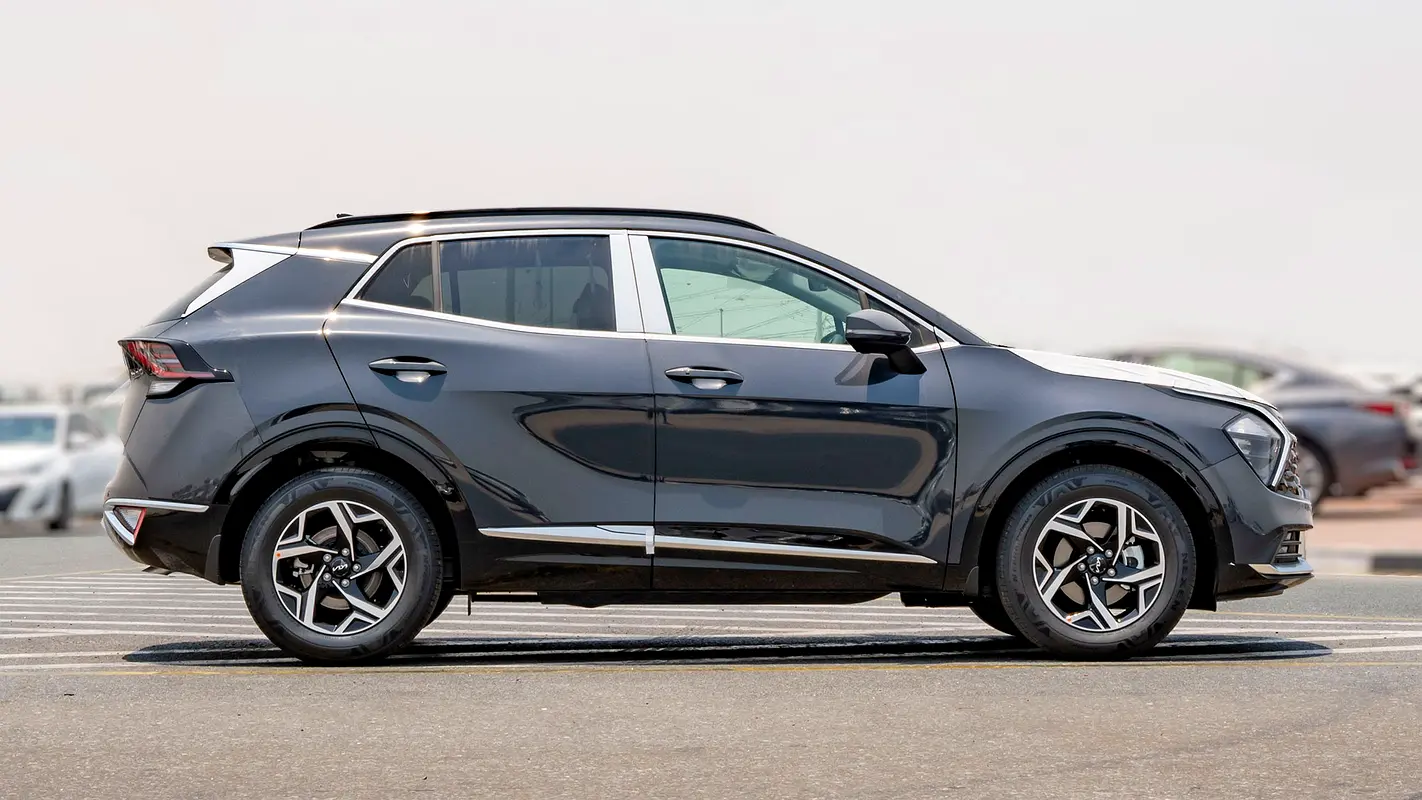 واردات Kia Sportage 2025 از دبی — منطقه آزاد کیش و قشم — خودرو Kia — تصویر 2