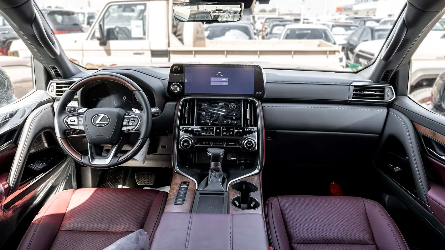 واردات Lexus LX Series 2026 از دبی — منطقه آزاد کیش و قشم — خودرو Lexus — تصویر 6