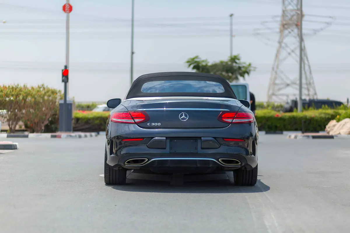 واردات Mercedes-Benz C Class 2019 از دبی — منطقه آزاد کیش و قشم — خودرو Mercedes-Benz — تصویر 5