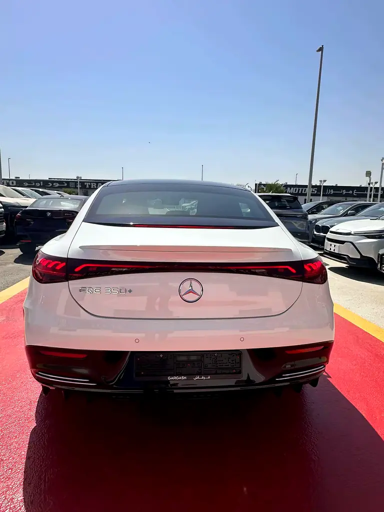 واردات Mercedes-Benz EQE 2025 از دبی — منطقه آزاد کیش و قشم — خودرو Mercedes-Benz — تصویر 6