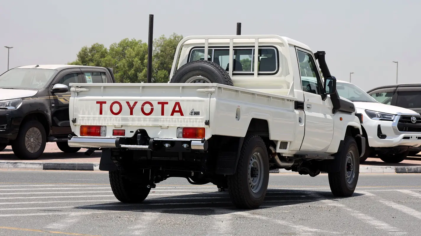واردات Toyota Land Cruiser 70 Series 2026 از دبی — منطقه آزاد کیش و قشم — خودرو Toyota — تصویر 6