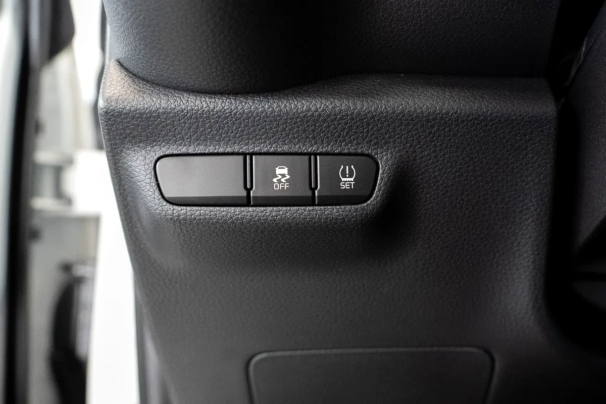 واردات Kia Picanto 2026 از دبی — منطقه آزاد کیش و قشم — خودرو Kia — تصویر 12
