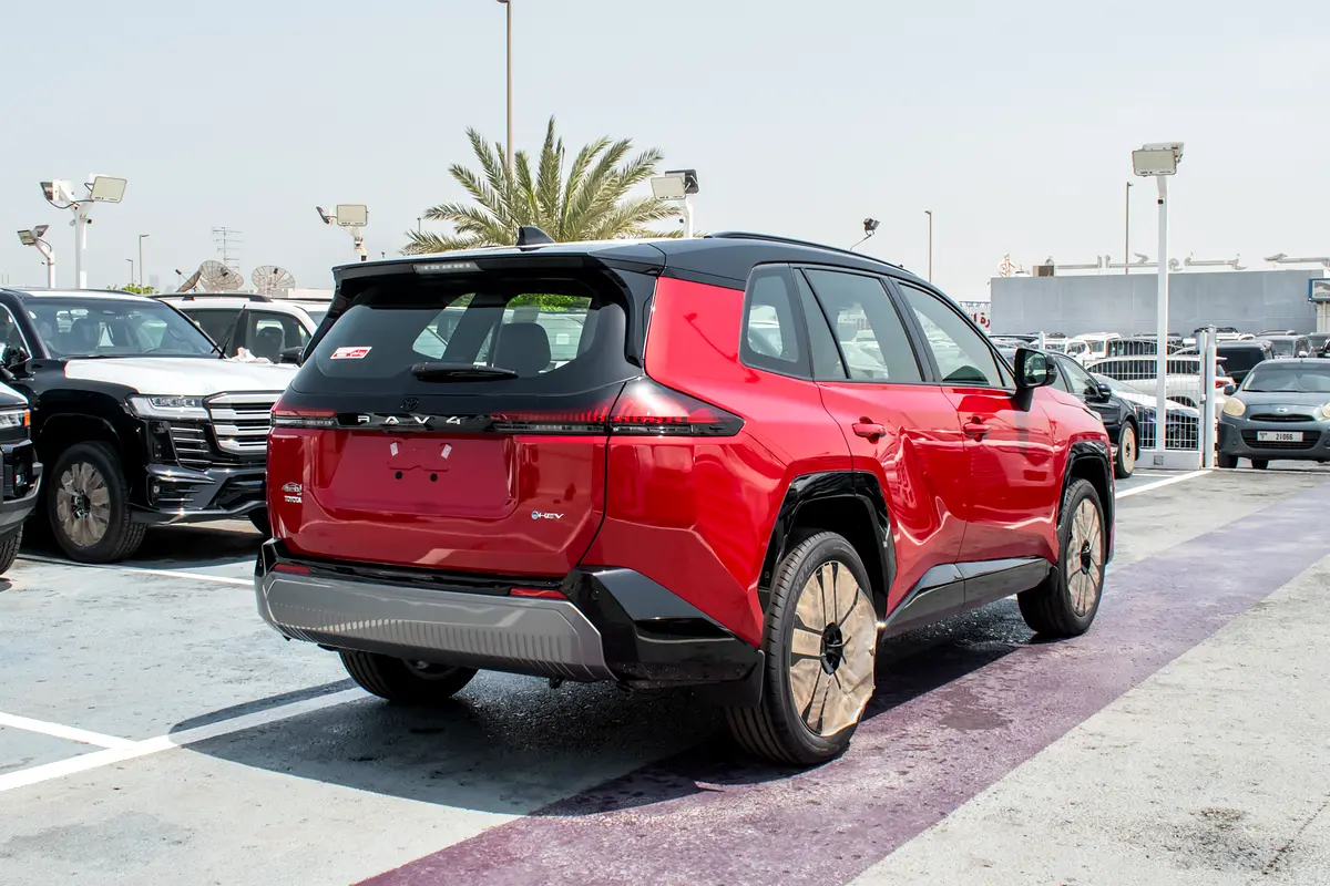 واردات Toyota RAV 4 2026 از دبی — منطقه آزاد کیش و قشم — خودرو Toyota — تصویر 5
