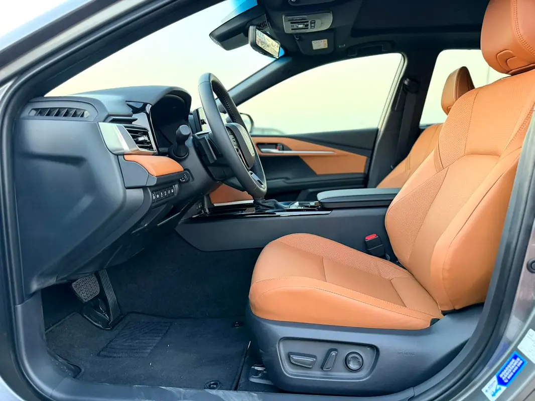 واردات Toyota Camry 2026 از دبی — منطقه آزاد کیش و قشم — خودرو Toyota — تصویر 11
