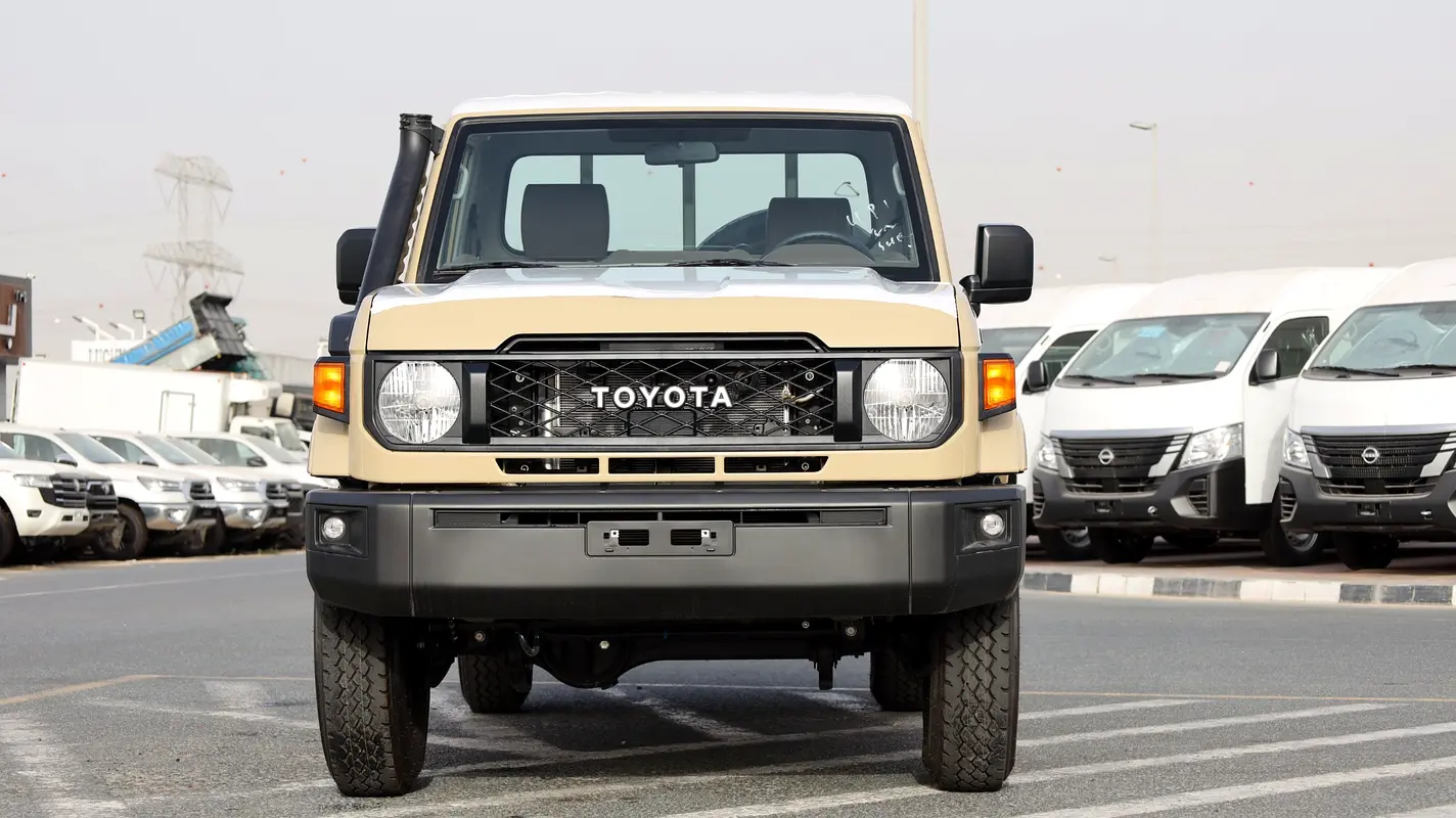 واردات Toyota Land Cruiser 70 Series 2026 از دبی — منطقه آزاد کیش و قشم — خودرو Toyota — تصویر 4