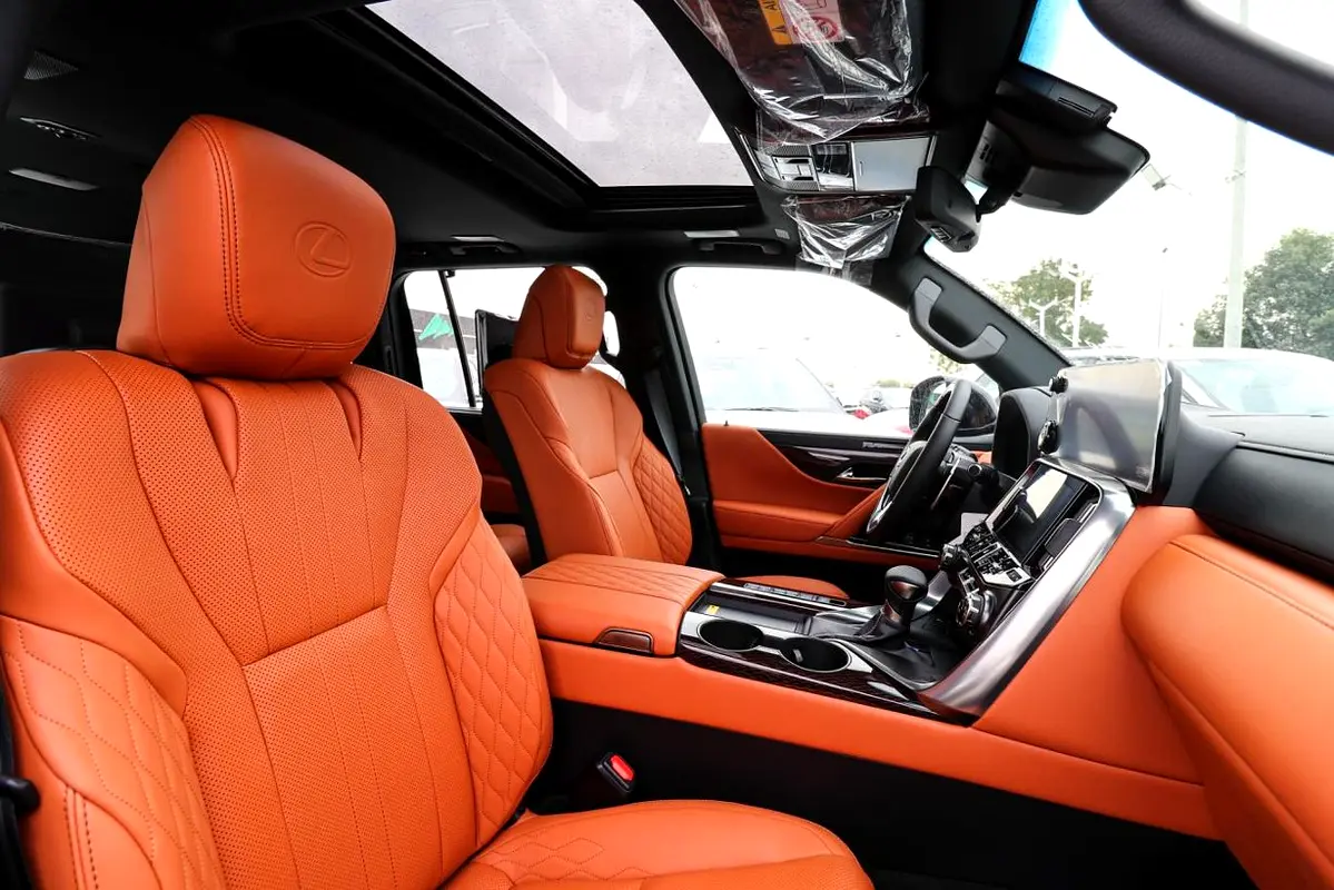 واردات Lexus LX Series 2026 از دبی — منطقه آزاد کیش و قشم — خودرو Lexus — تصویر 16