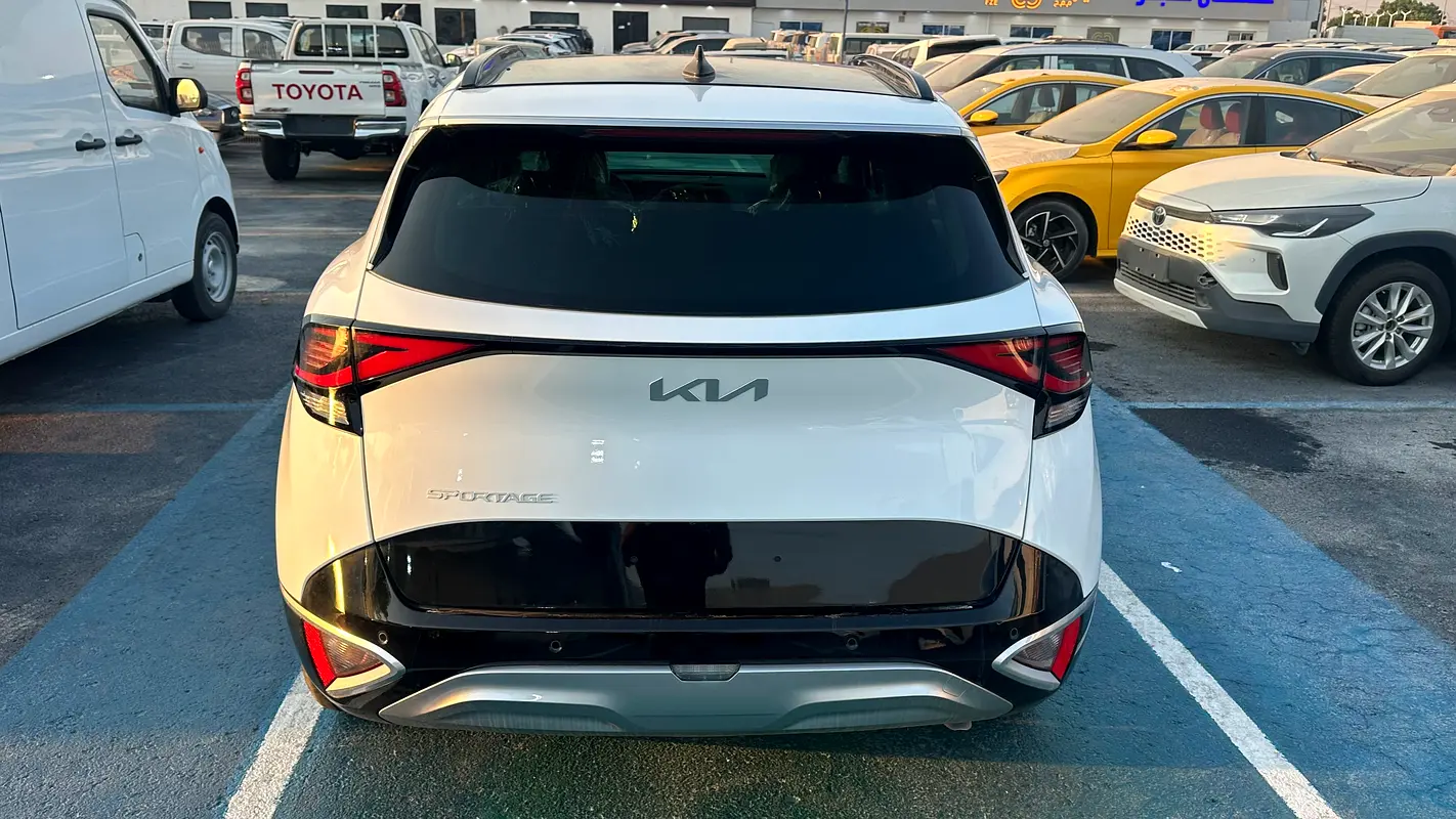 واردات Kia Sportage 2025 از دبی — منطقه آزاد کیش و قشم — خودرو Kia — تصویر 4
