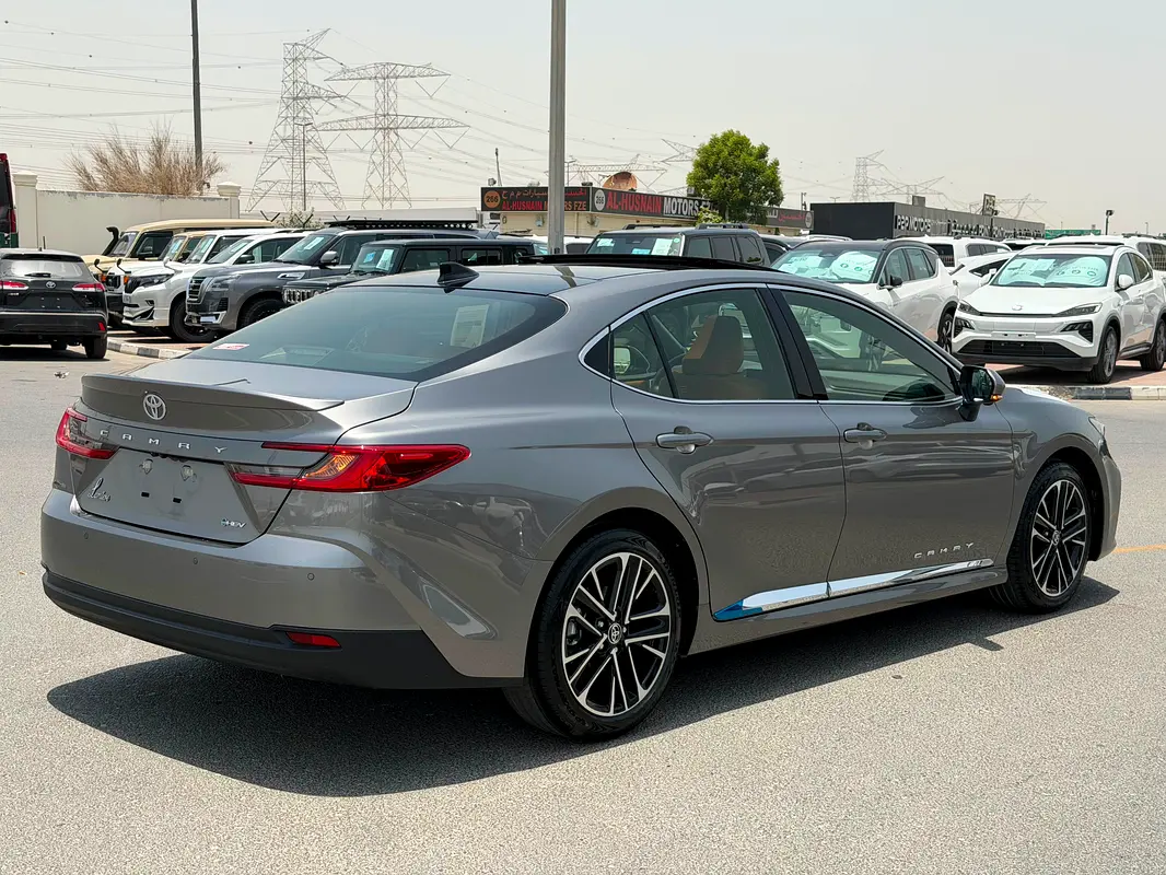 واردات Toyota Camry 2026 از دبی — منطقه آزاد کیش و قشم — خودرو Toyota — تصویر 4