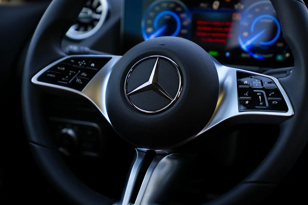 واردات Mercedes-Benz EQA 2025 از دبی — منطقه آزاد کیش و قشم — خودرو Mercedes-Benz — تصویر 8