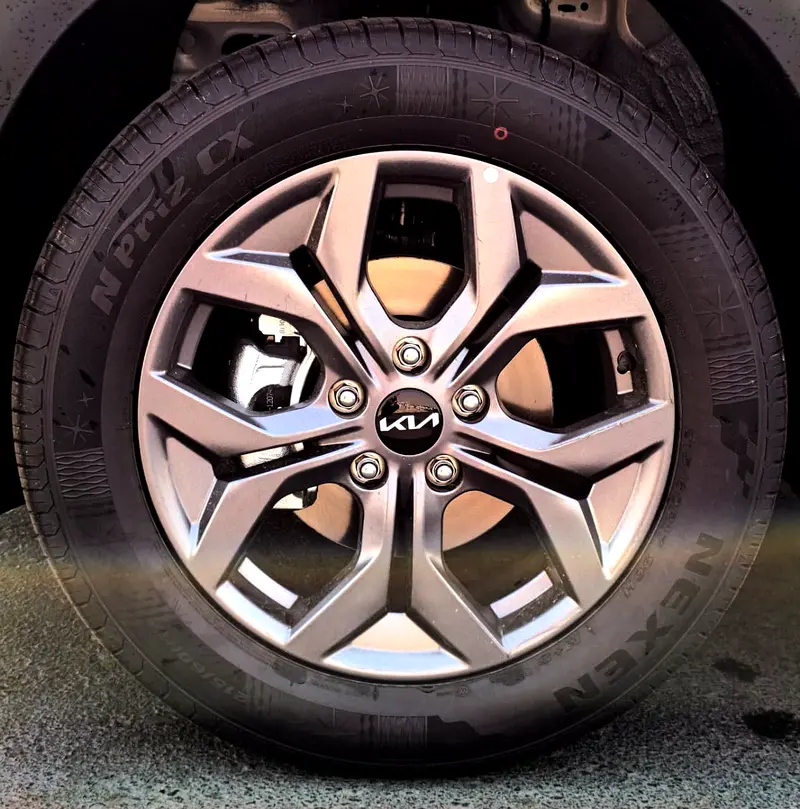 واردات Kia Seltos 2025 از دبی — منطقه آزاد کیش و قشم — خودرو Kia — تصویر 18