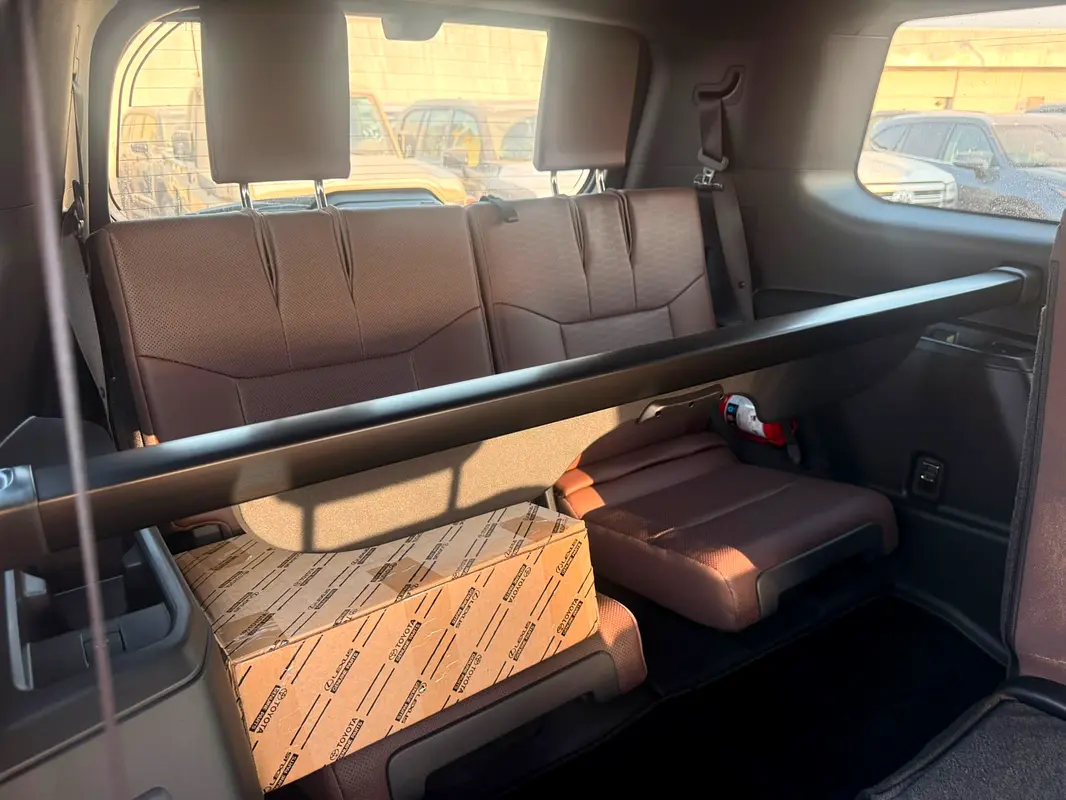 واردات Toyota Prado 2026 از دبی — منطقه آزاد کیش و قشم — خودرو Toyota — تصویر 11