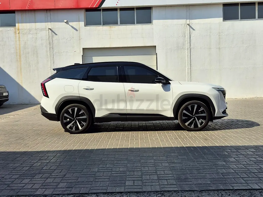 واردات Geely Starray 2025 از دبی — منطقه آزاد کیش و قشم — خودرو Geely — تصویر 4