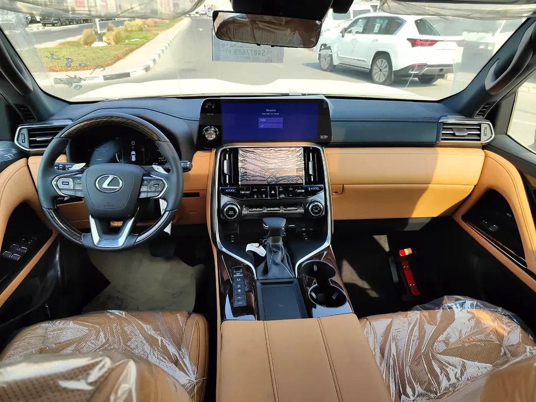 واردات Lexus LX Series 2026 از دبی — منطقه آزاد کیش و قشم — خودرو Lexus — تصویر 9