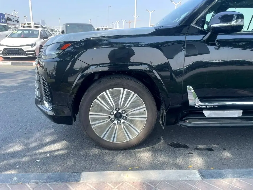 واردات Lexus LX Series 2026 از دبی — منطقه آزاد کیش و قشم — خودرو Lexus — تصویر 8