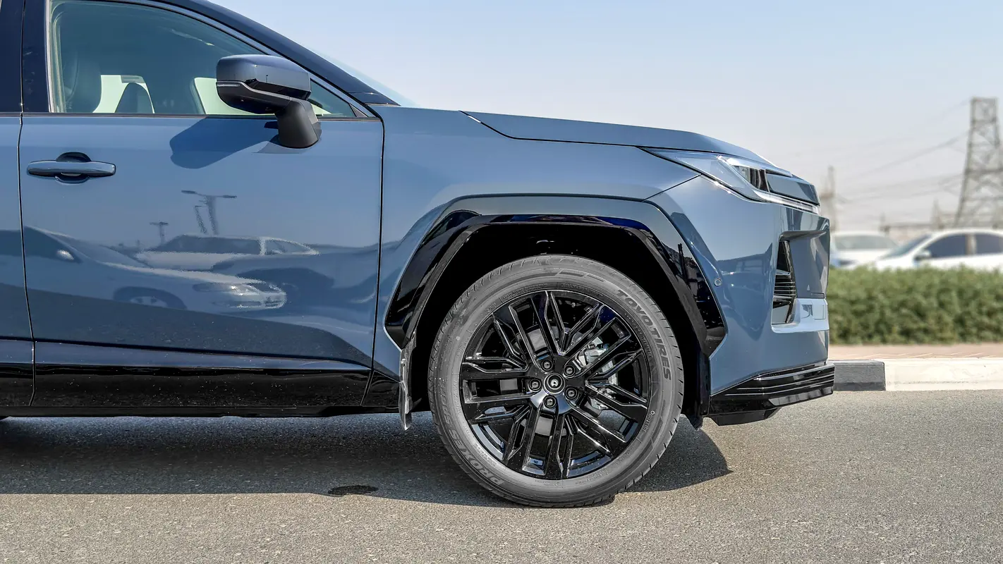 واردات Toyota RAV 4 2026 از دبی — منطقه آزاد کیش و قشم — خودرو Toyota — تصویر 7