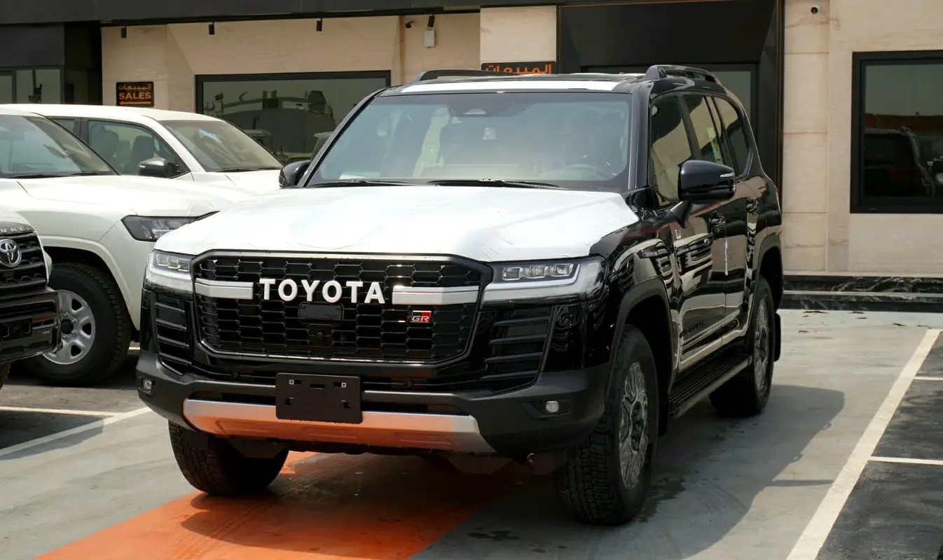 واردات Toyota Land Cruiser 2026 از دبی — منطقه آزاد کیش و قشم — خودرو Toyota — تصویر 2