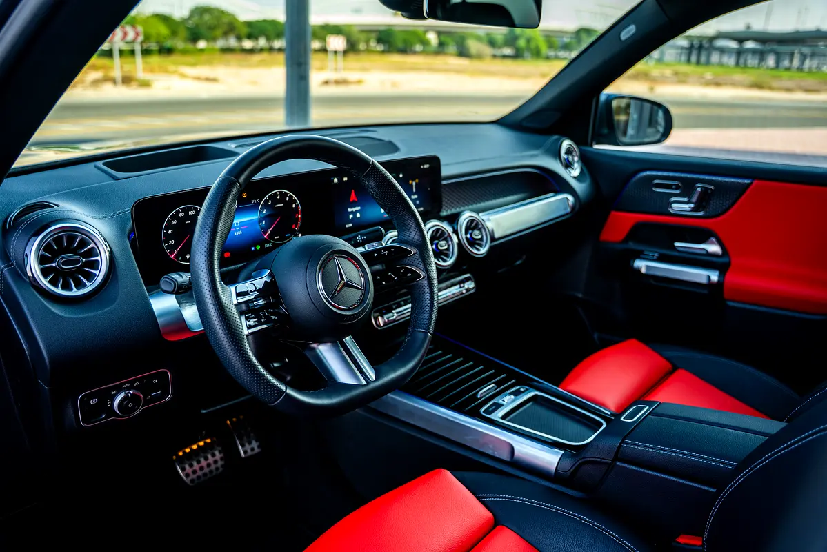 واردات Mercedes Benz Glb Class 2025 از دبی — منطقه آزاد کیش و قشم — خودرو Mercedes Benz — تصویر 15