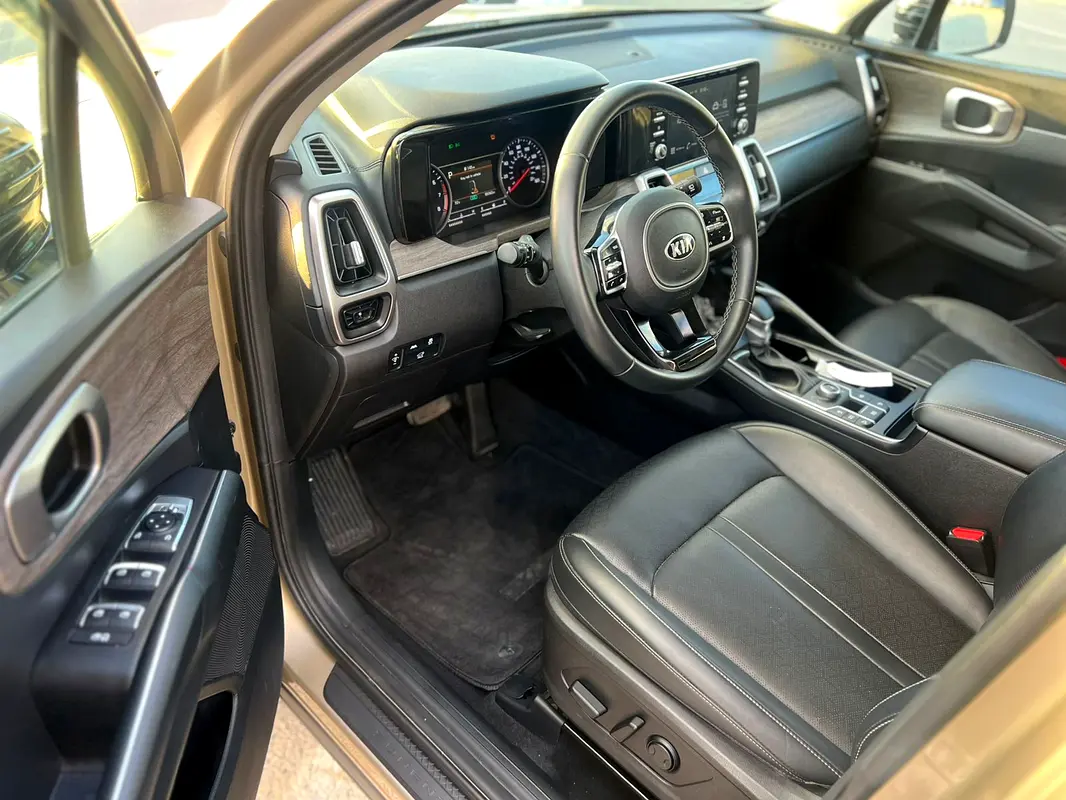 واردات Kia Sorento 2021 از دبی — منطقه آزاد کیش و قشم — خودرو Kia — تصویر 9