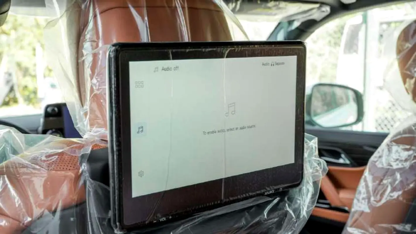 واردات Lexus LX Series 2026 از دبی — منطقه آزاد کیش و قشم — خودرو Lexus — تصویر 16