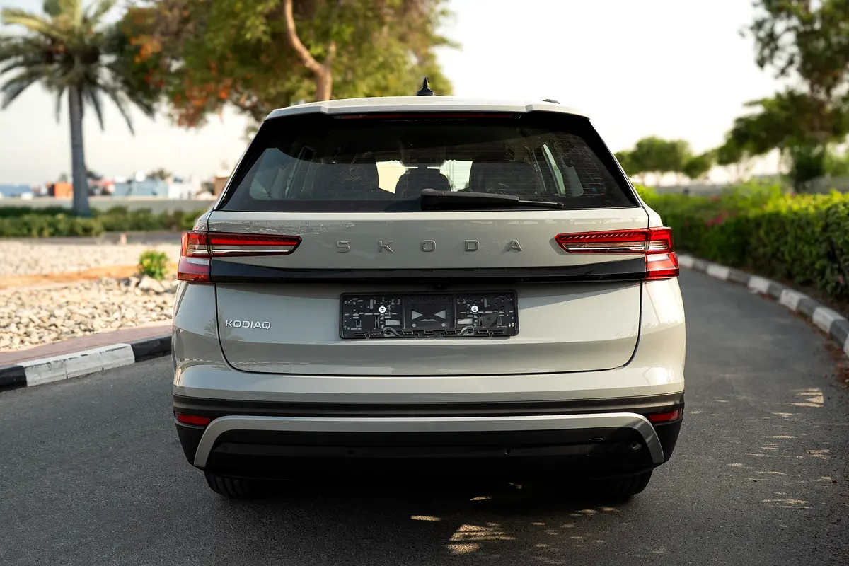 واردات Skoda Kodiaq 2026 از دبی — منطقه آزاد کیش و قشم — خودرو Skoda — تصویر 7