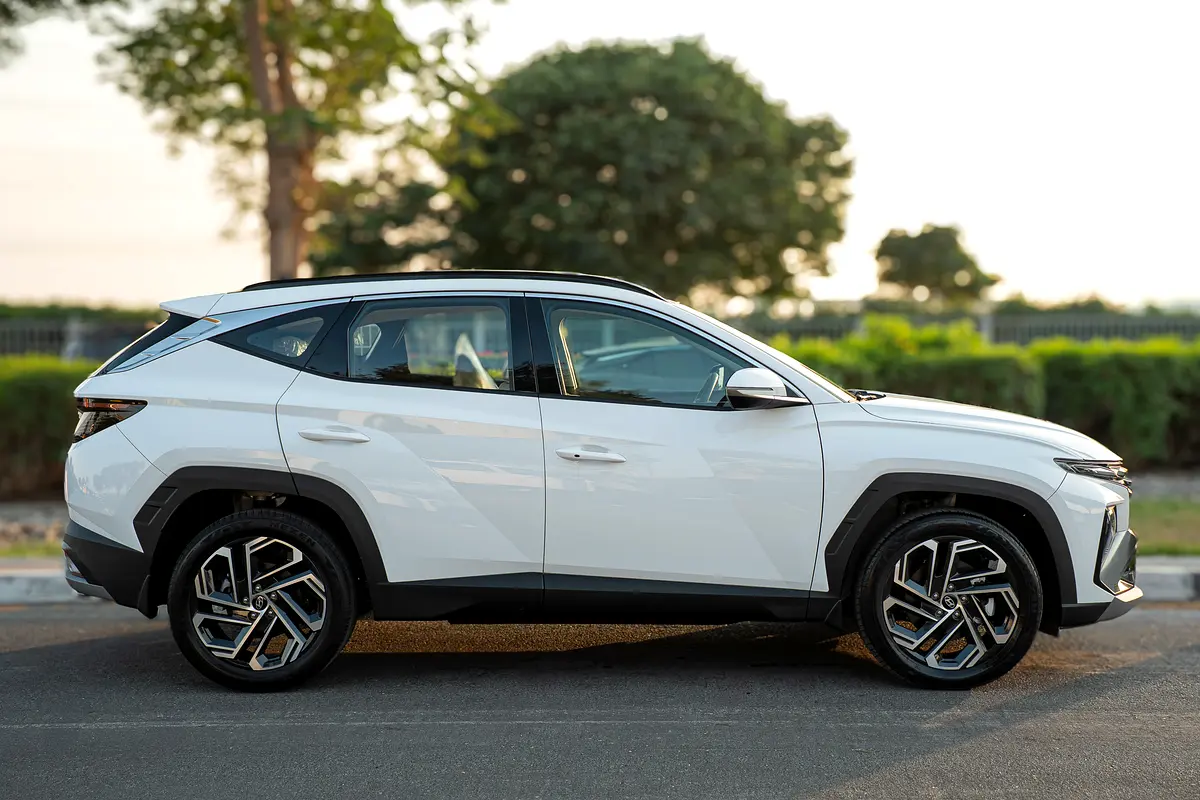 واردات Hyundai Tucson 2025 از دبی — منطقه آزاد کیش و قشم — خودرو Hyundai — تصویر 3