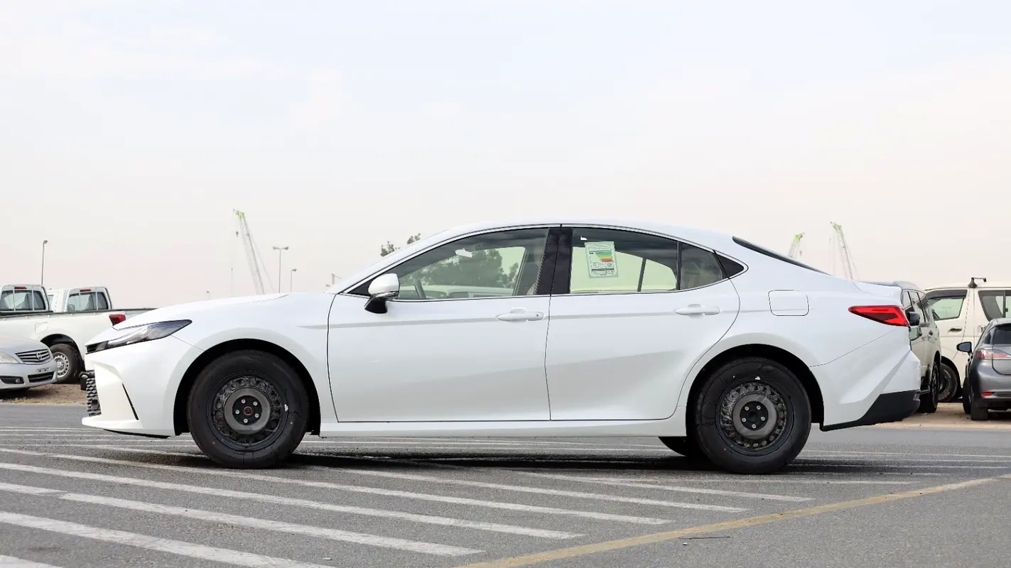 واردات Toyota Camry 2025 از دبی — منطقه آزاد کیش و قشم — خودرو Toyota — تصویر 4