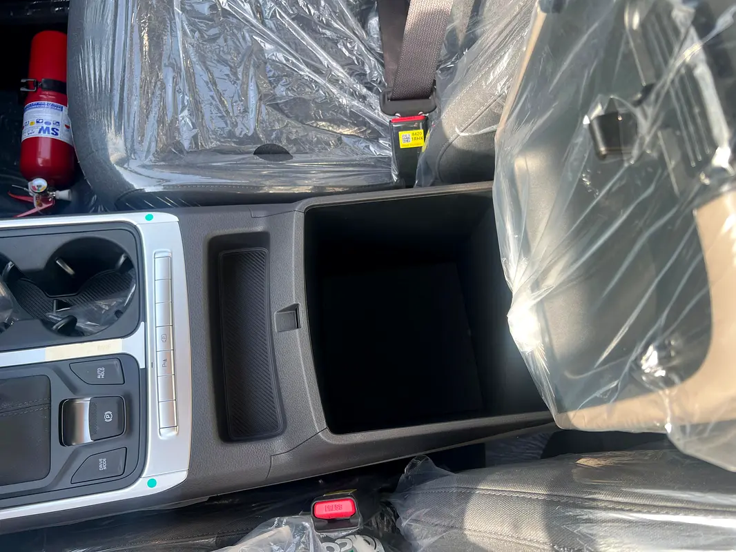واردات Kia Carnival 2025 از دبی — منطقه آزاد کیش و قشم — خودرو Kia — تصویر 16