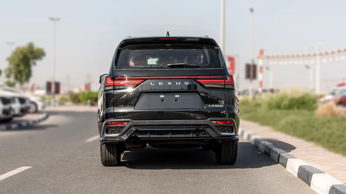 واردات Lexus LX Series 2026 از دبی — منطقه آزاد کیش و قشم — خودرو Lexus — تصویر 5
